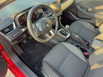Car image 14