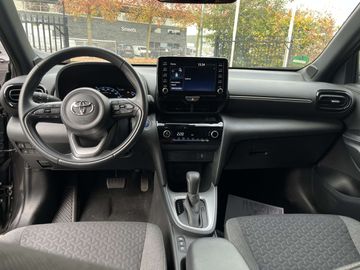 Car image 15