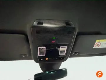 Car image 32
