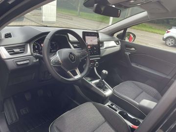 Car image 12