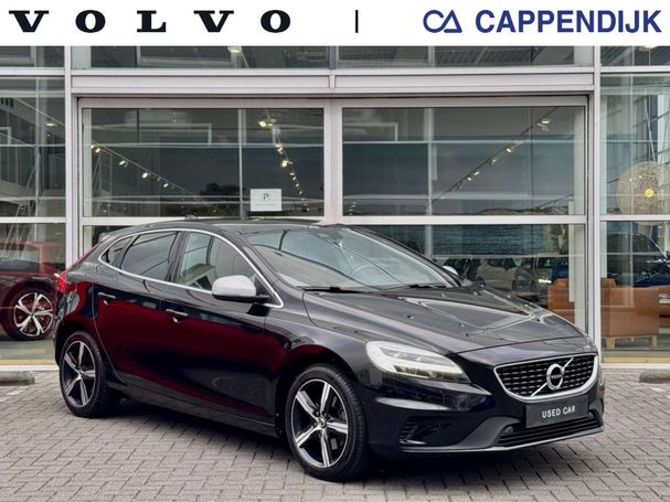 Volvo V40 T4 140 kW image number 1