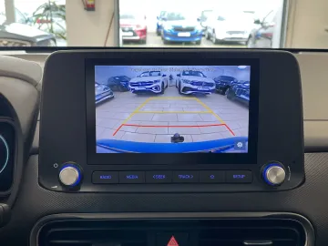 Car image 27