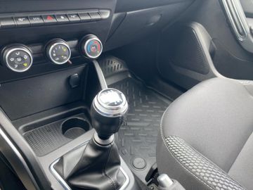Car image 24