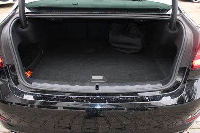 Car image 36