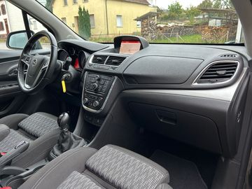 Car image 15