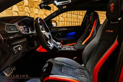 Car image 29