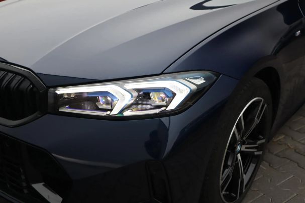 BMW 320d Touring xDrive 140 kW image number 4