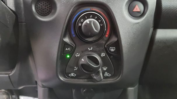 Toyota Aygo 53 kW image number 24