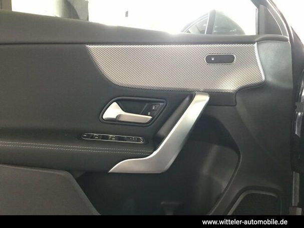 Mercedes-Benz A 180 100 kW image number 17