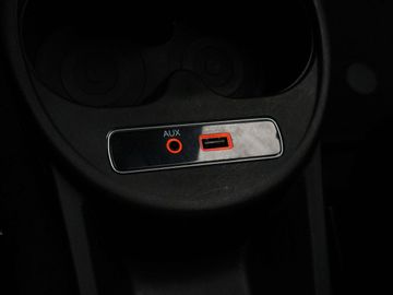 Car image 33