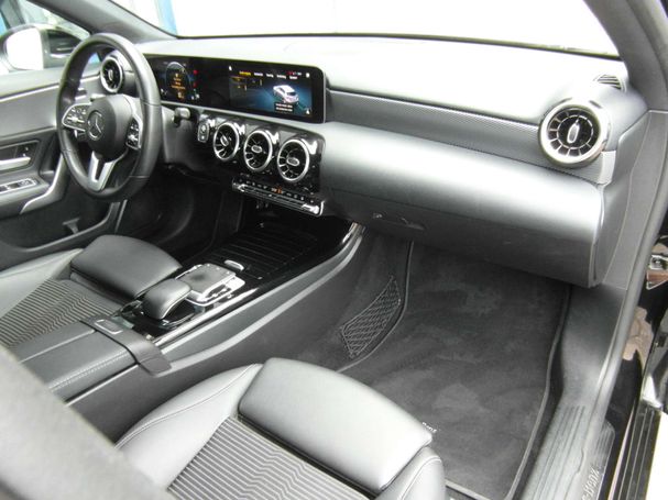 Mercedes-Benz A 180 100 kW image number 20