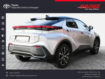 Car image 2