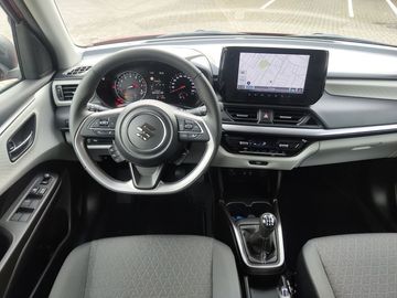 Car image 11