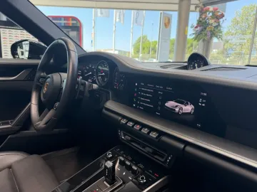 Car image 39