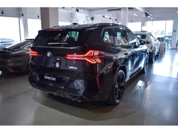 Car image 28