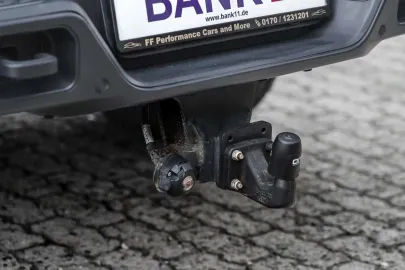 Car image 36