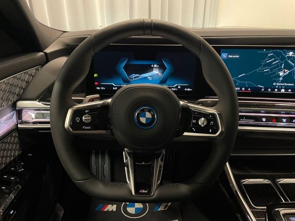 BMW i7 xDrive60 400 kW image number 9