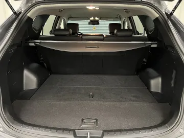 Car image 49