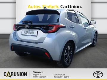 Car image 2