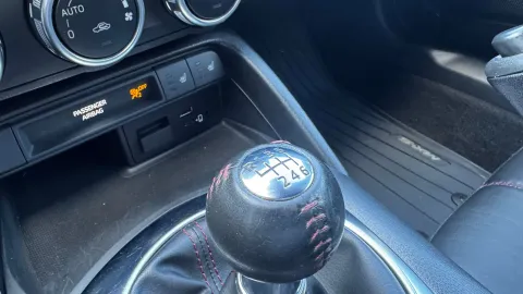 Car image 43
