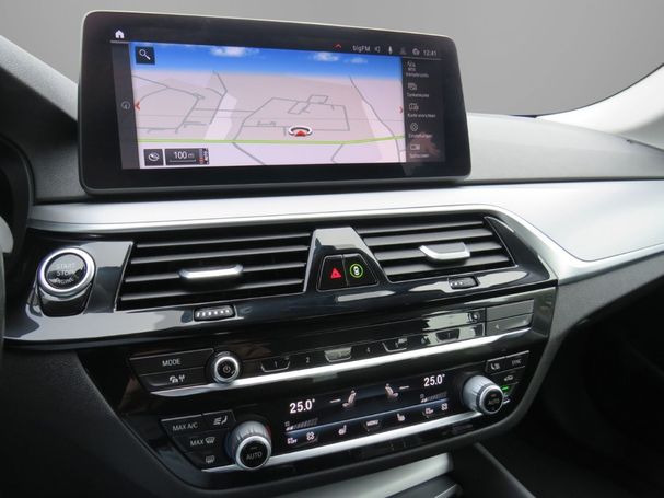 BMW 520d 140 kW image number 10