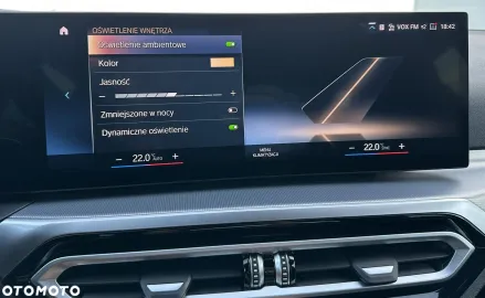 Car image 40