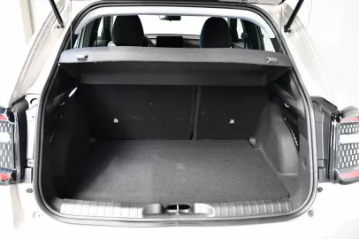 Car image 47
