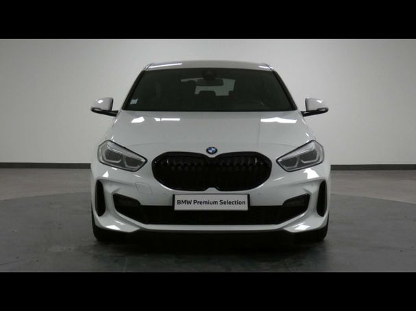 BMW 118i M Sport 101 kW image number 2