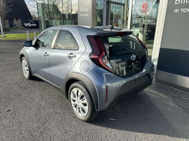 Toyota Aygo X 53 kW image number 6