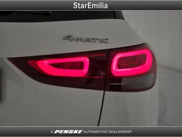 Car image 37