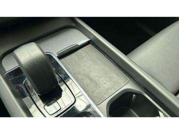 Car image 37