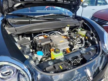 Car image 33