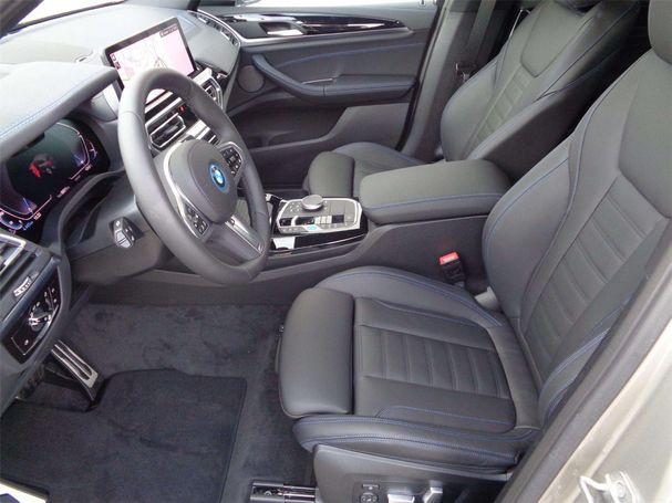 BMW iX3 210 kW image number 4