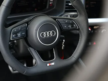 Car image 37