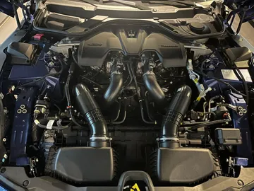 Car image 28