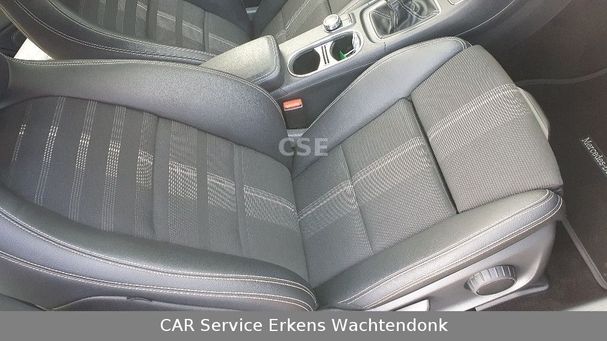 Mercedes-Benz GLA 180 90 kW image number 15