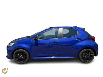 Car image 2