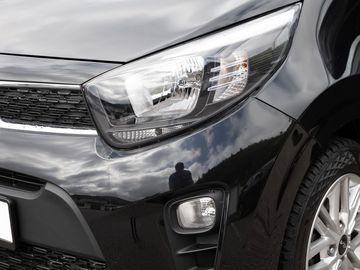 Car image 24