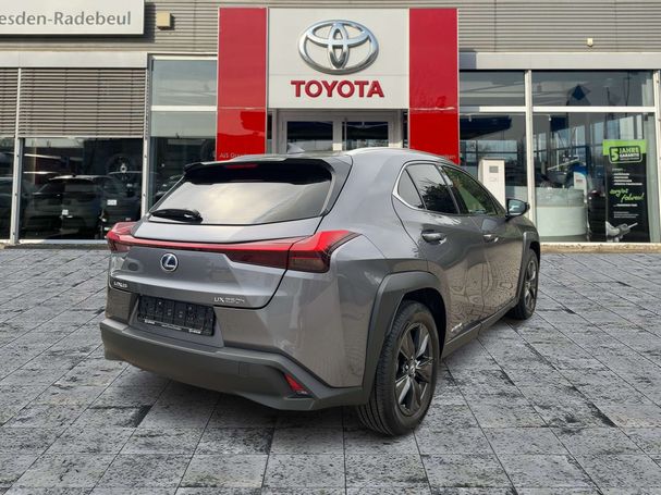 Lexus UX 250h 131 kW image number 6