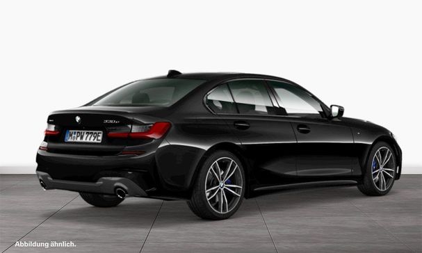 BMW 330 e M Sport xDrive 215 kW image number 2