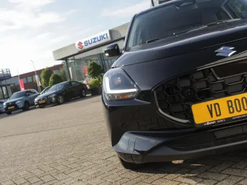 Car image 28