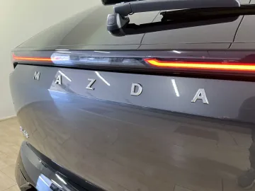 Car image 31