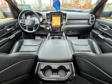 Car image 23