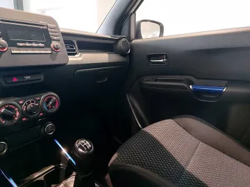 Car image 21
