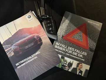 Car image 24