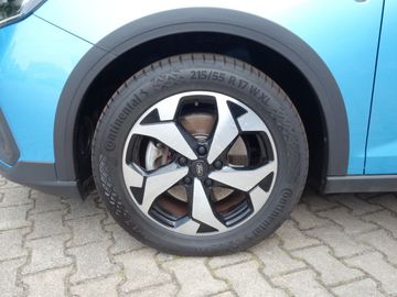 Car image 30