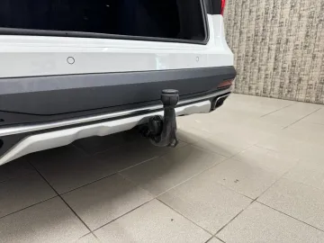 Car image 39