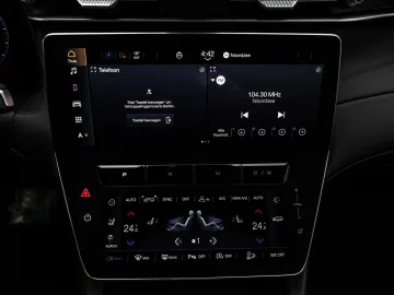 Car image 50