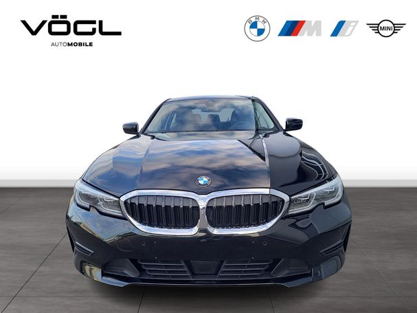 BMW 330 e M xDrive 215 kW image number 2