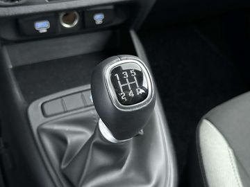 Car image 23